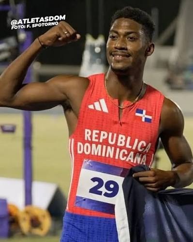Christopher Melenciano rompe record mundial de los 100 metros para sordos en Japón
