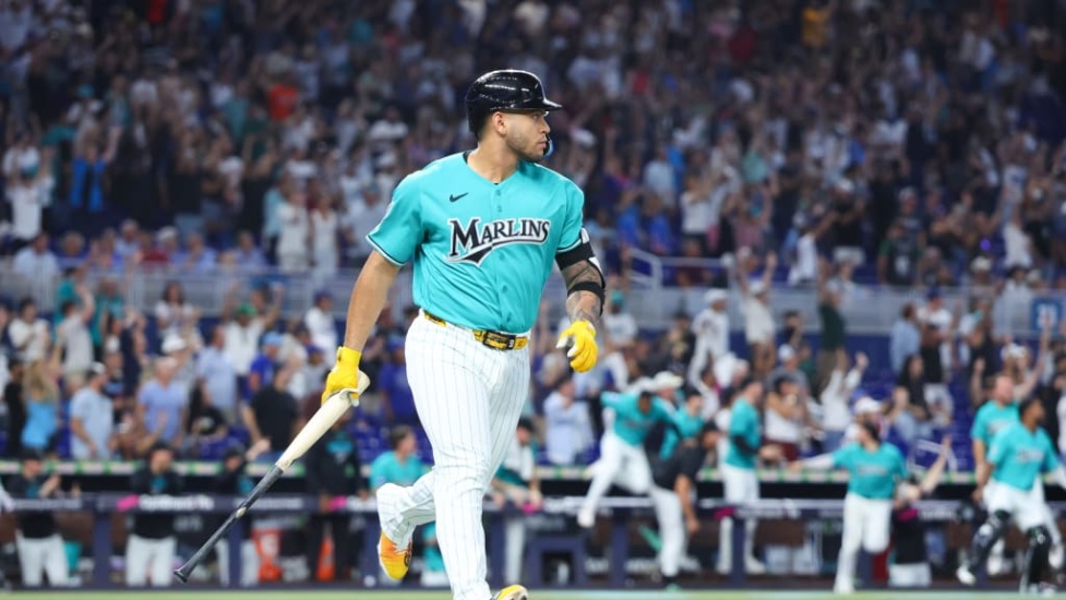 Dominicano Agustin Ramírez batea jonrón de oro; Machado jonrón, Tatis Jr tres hits, Marlins, Piratas y Boston ganan resúmen 