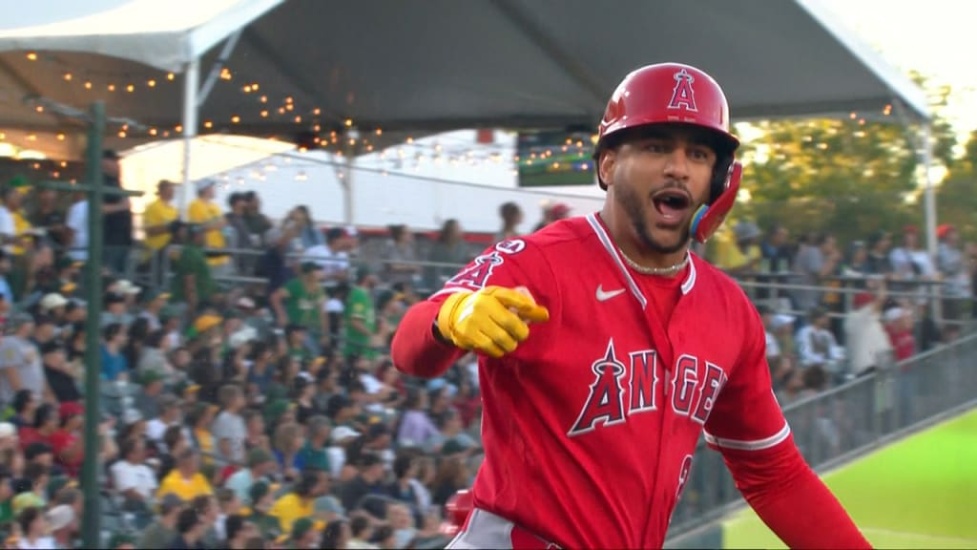 Dominicanos Luis García Jr. conectó su jonrón 29,  José Siri y Denzer Guzmán también batean de jonrón; Cristopher Sánchez gana, José Altuve llega a 2,500 hits, resúmen 