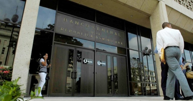 Banco Central sube Tasa de Política Monetaria de 5.25% a 5.50%,  las tarjetas de crédito y préstamos van a costar más