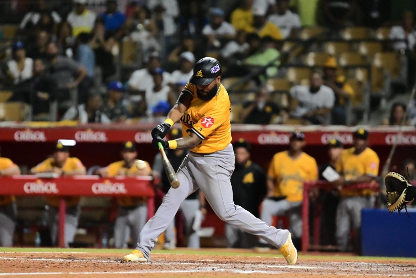 Las Águilas exhiben músculos vienen de atrás y derrotan a los Tigres en el Quisqueya; Estrellas doblegan a Gigantes y Leones ganan tercero al hilo, resúmen