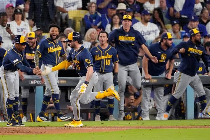 Cerveceros pican delante ante los Rays en el inicio de la Serie Mundial;  segundo episodio este sabado