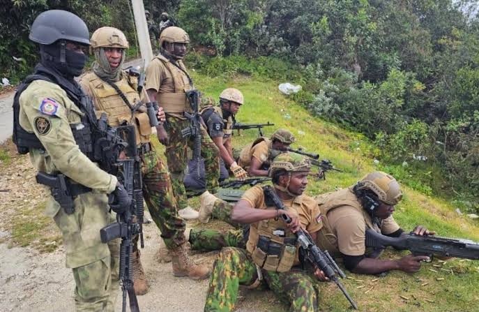 Cuatro soldados salvadoreños permanecen desaparecidos tras una emboscada en Haití