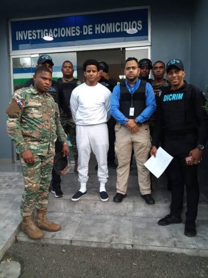  “Petán”, requerido desde 2021 por un homicidio en Villa Consuelo, fue deportado desde EE. UU. 