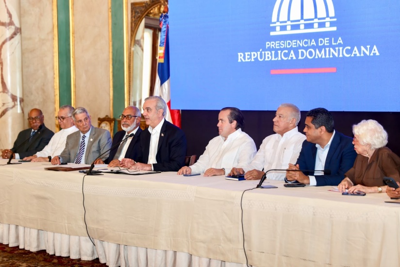 Abinader, destaca el impacto social de las obras deportivas financiadas con recursos recuperados por el Estado en casos de corrupción,