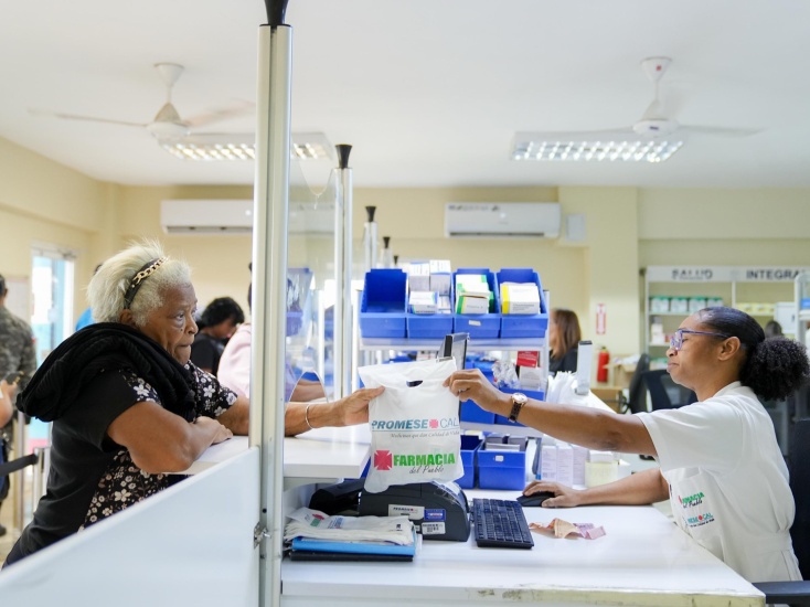 Consejo Nacional de Seguridad Social aprueba un 100 %, 13 medicamentos de alto costo, que darán cobertura a 16 enfermedades catastróficas