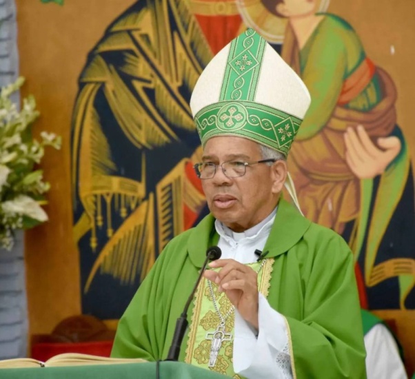 Arzobispo metropolitano de Santo Domingo, monseñor Francisco Ozoria Acosta, anuncia su renuncia al cargo
