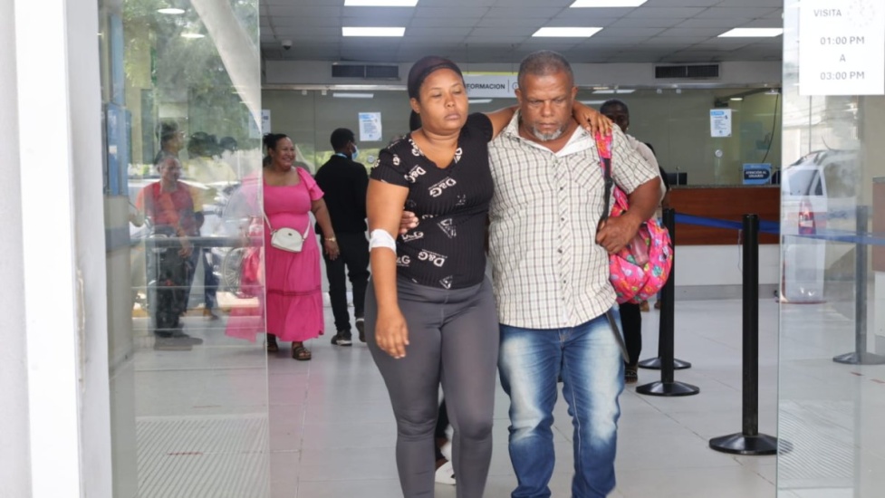 Pacientes pagan los platos rotos por paro nacional de 24 horas convocado por el Colegio Médico