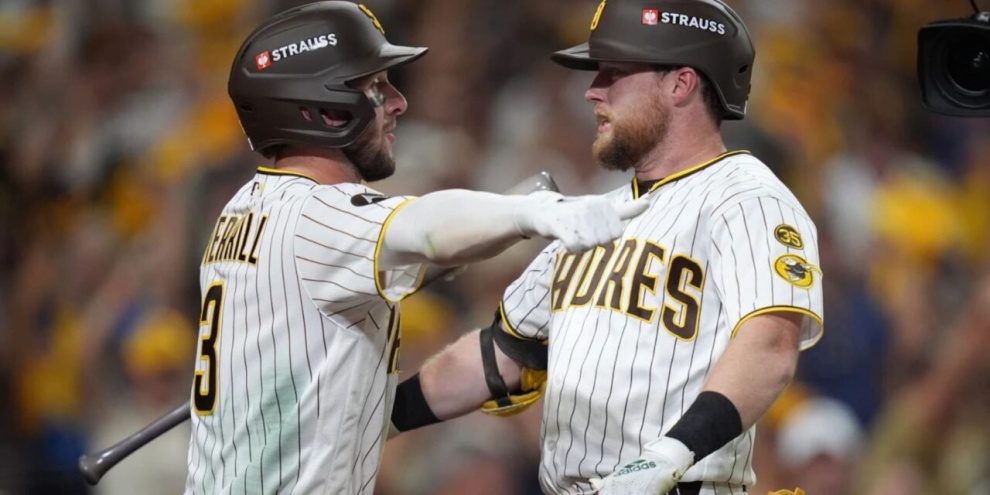 Padres siguen con vida, vencen 4-3 a Cerveceros en 3er juego ; Yamamoto domina y Dodgers vencen 3-1 a Bravos, resúmen 