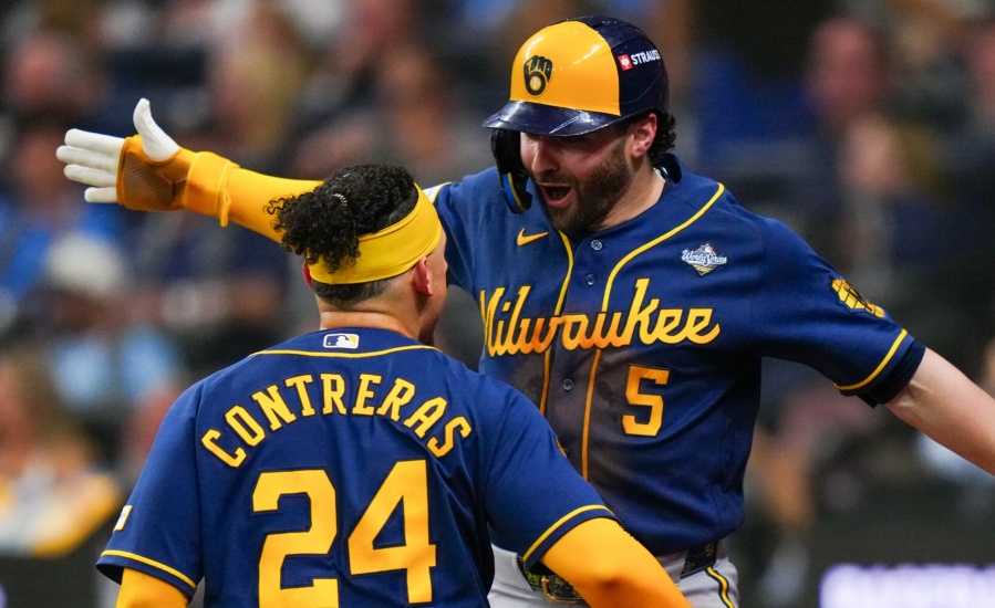 Cerveceros arrollan  Rays de Tampa Bay 10-1 y se colocan a punto de mate; solo Boston ha regresado de 3-0