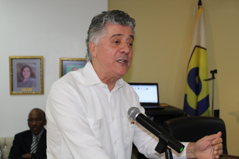 En un momento de esperanza y solidaridad, familiares y amigos de Roberto Santana Sánchez convocan a misa por su salud.