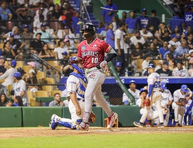 Gigantes doblegan Tigres 5-1; Toros blanquean Aguílas, Leones aplican 9 ceros a Orientales, resúmen 