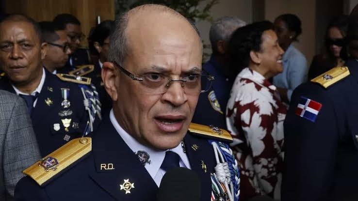 Director de la Policía dice que toda acusación debe estar respaldada por pruebas, al referirse a la querella presentada en su contra por un grupo de abogados